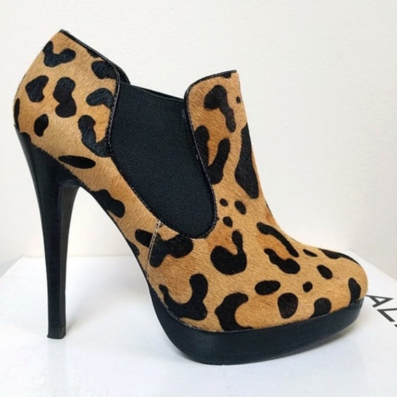 Aldo leopard print calf hair ankle booties - Picture 2 of 7